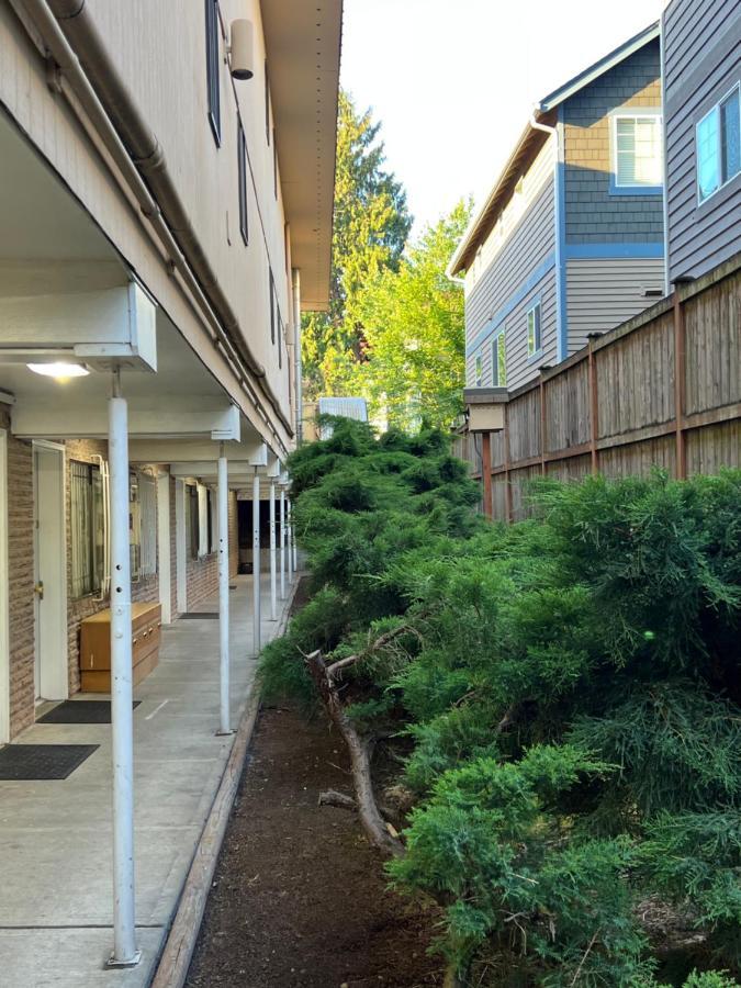 Columbus Motor Inn Seattle Exterior photo